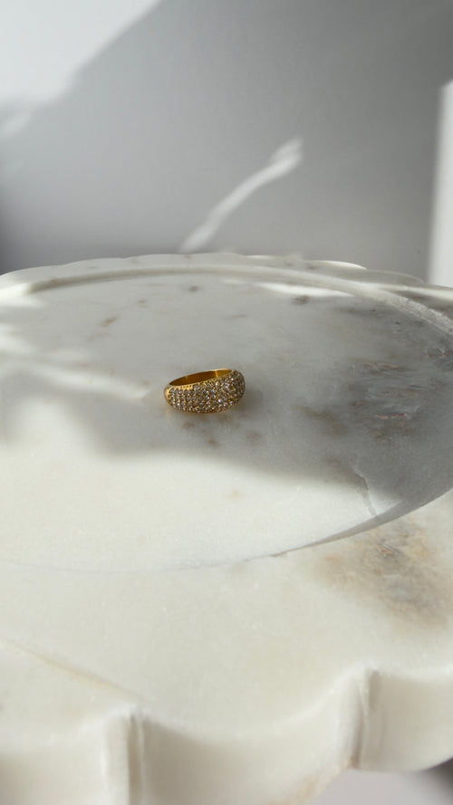 AvaRose - Radiant Crown Ring