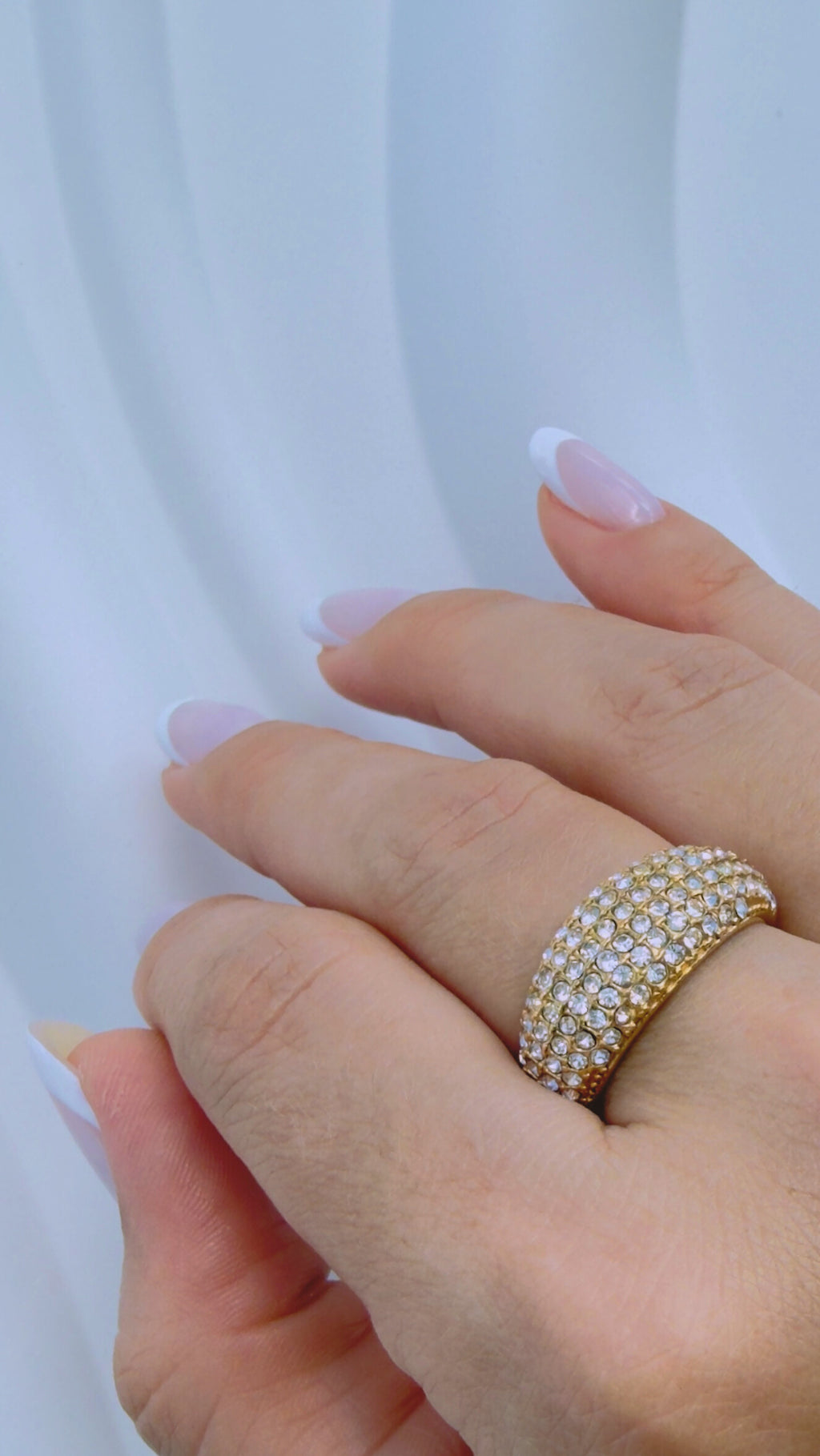 AvaRose - Radiant Crown Ring