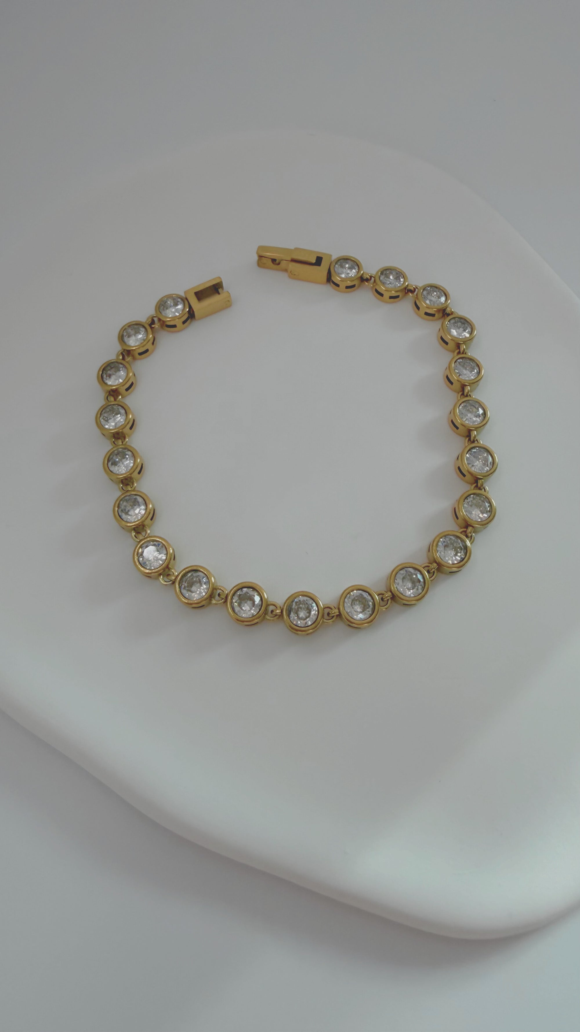 AvaRose Classic Bezel Tennis Bracelet